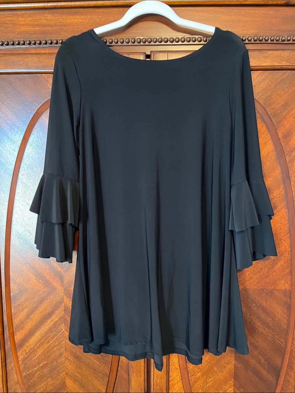 Zadie B’s Black Ruffle Sleeve Women's Flowy Tunic Top